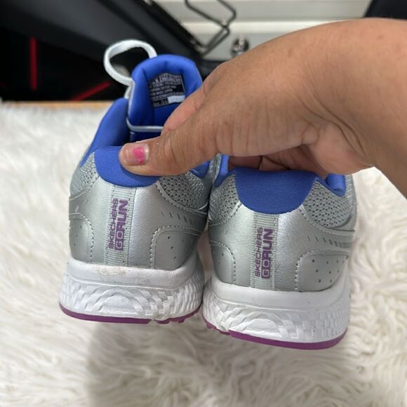 SKECHERS GO RUN SNEAKERS SIZE 9 - Picture 3 of 9